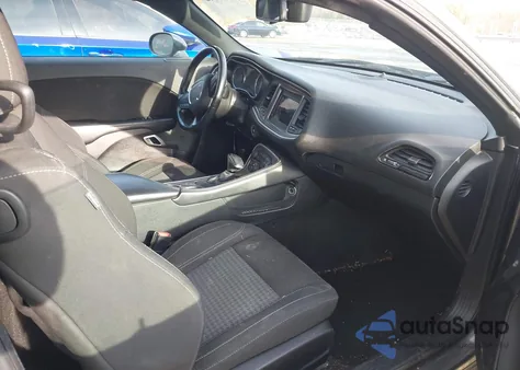 2021 Dodge Challenger Sxt из США, поврежденный, VIN 2C3CDZAG1MH568247